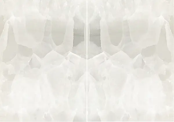 بلور برازيلي من الجليد القطبي مطابقة ربع كتاب